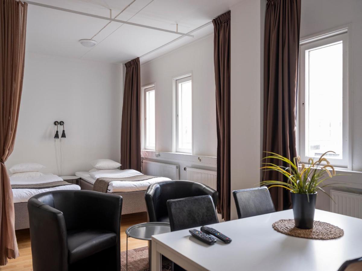 Slagsta Gate Hotell Fittja Luaran gambar