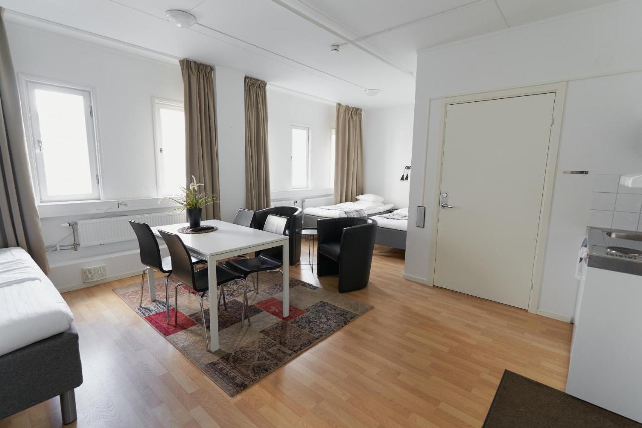 Slagsta Gate Hotell Fittja Luaran gambar